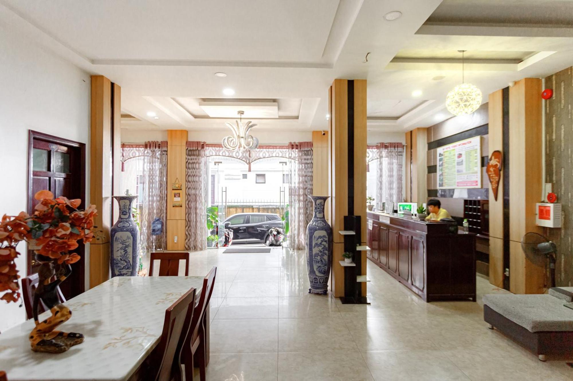 Kly Hotel Хюе Екстер'єр фото