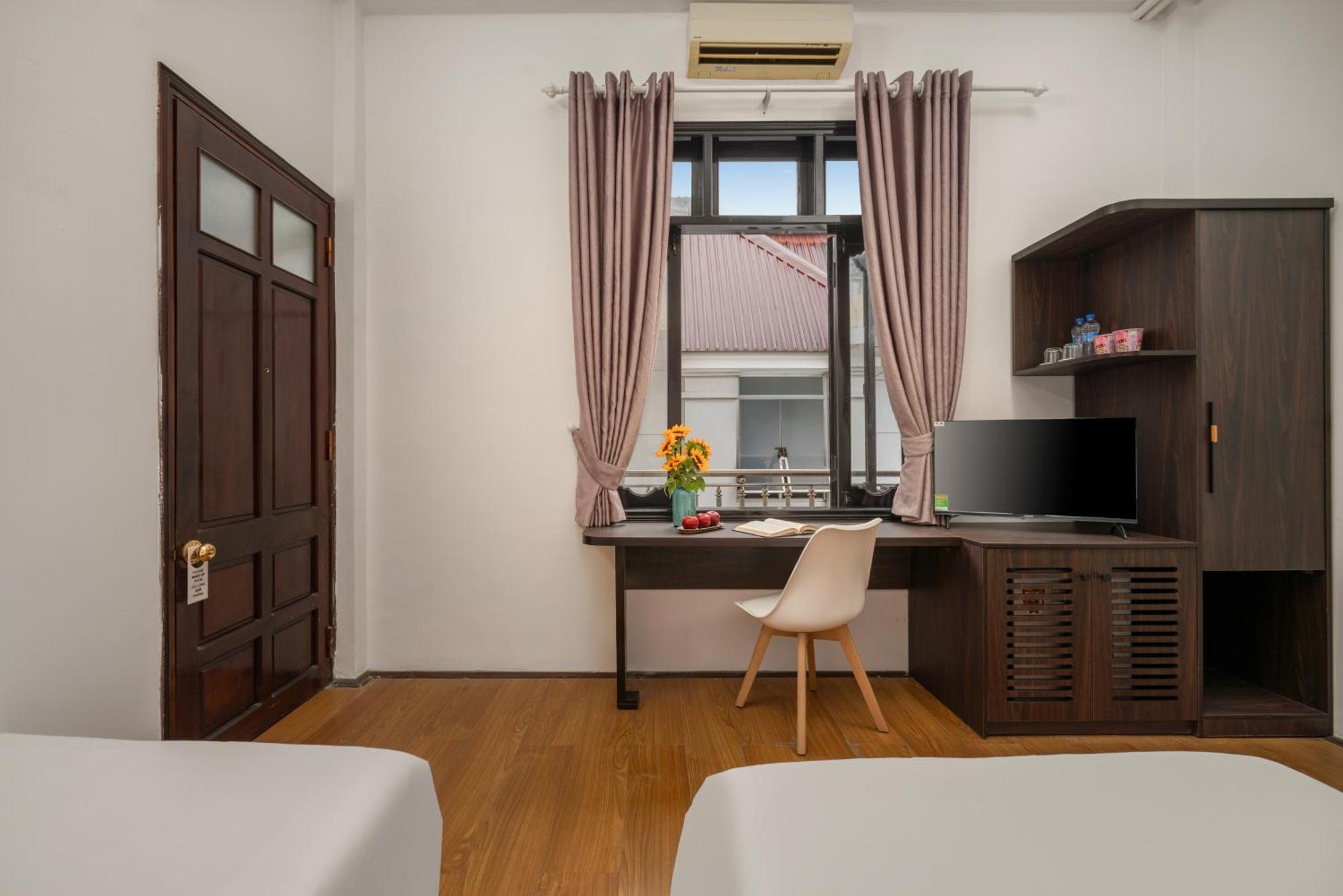 Kly Hotel Хюе Екстер'єр фото