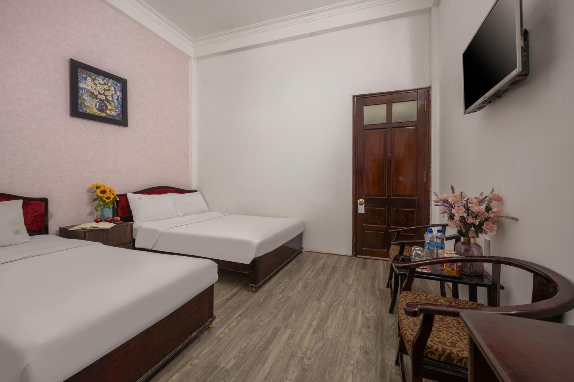 Kly Hotel Хюе Екстер'єр фото