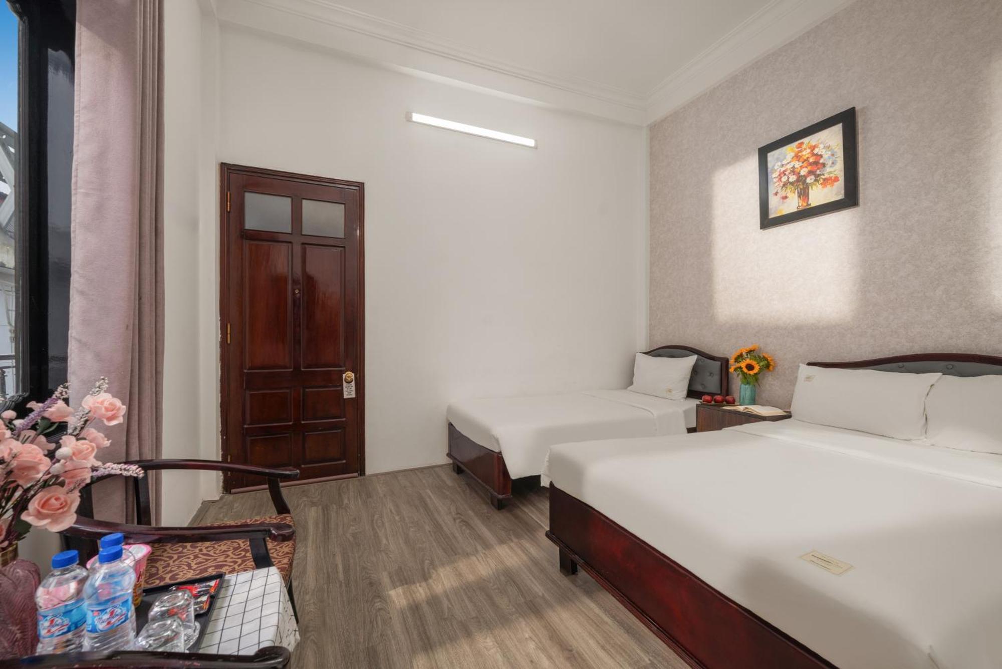 Kly Hotel Хюе Екстер'єр фото