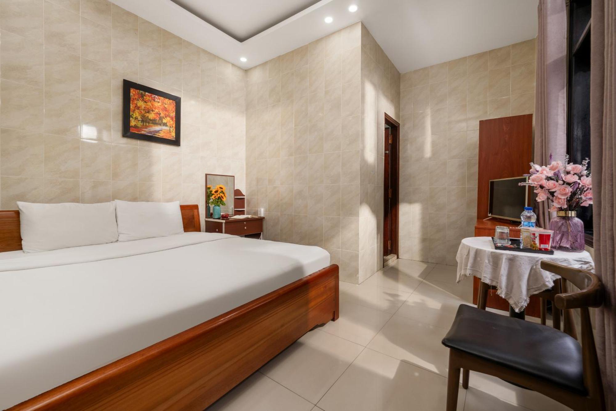 Kly Hotel Хюе Екстер'єр фото